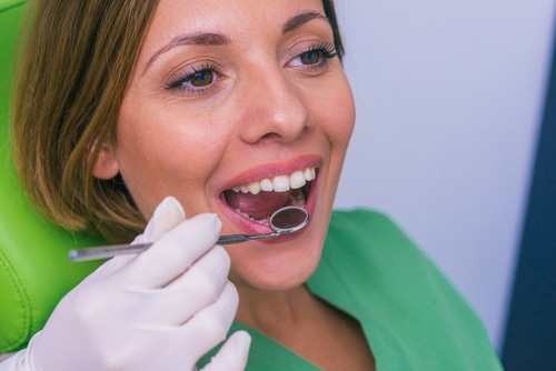 5 preguntas que debes hacer al dentista en tu revisión | Sonrisas Felices