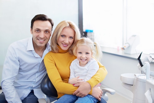 Family Dentist | Happy Smiles Family Dentistry | Schaumburg, IL