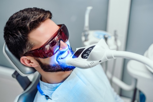 Teeth Whitening at the Dentist Cosmetic Dentist in Schaumburg IL